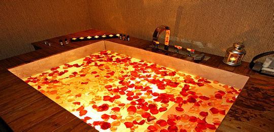 昨晚我在南山油压养生会所,项目服务样式真多